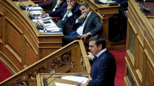 Τσίπρας στη Βουλή: Σε αυτή τη χώρα 11 εκατ. Έλληνες έχουν ατομική ευθύνη εκτός από τον κ. Μητσοτάκη
