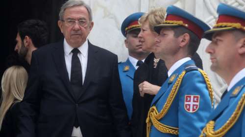 Τέως βασιλιάς Κωνσταντίνος: Οι &quot;γαλάζιοι&quot; που θα παρευρεθούν στην κηδεία - Γιατί το Μαξίμου έδωσε το πράσινο φως