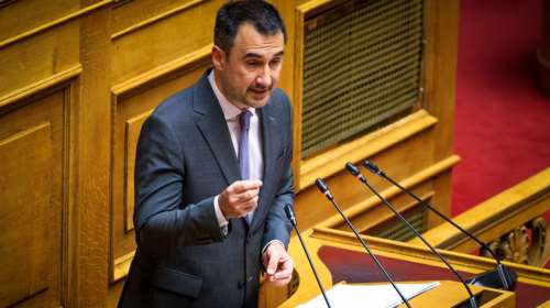 Βουλή - Χαρίτσης: &quot;Το ποτάμι δεν γυρίζει πίσω, θα σας πνίξει και θα ξεπλύνει τα άθλια ψέματά σας&quot;