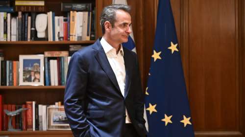 Χαμόγελα στην κυβέρνηση μετά το 30,5% στη δημοσκόπηση της Opinion Poll - Παραμένει αγκάθι η ακρίβεια