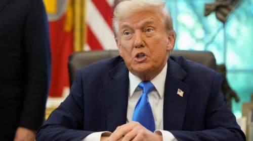 Αδιανόητο: Ο Τραμπ συνδέει τον αυτισμό με την παρακεταμόλη, χωρίς την παραμικρή επιστημονική τεκμηρίωση