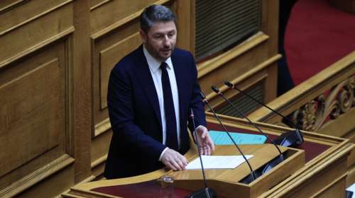 Πρόταση δυσπιστίας κατά της κυβέρνησης: Αυτό είναι το πλήρες κείμενο - Οι 85 βουλευτές που το υπογράφουν