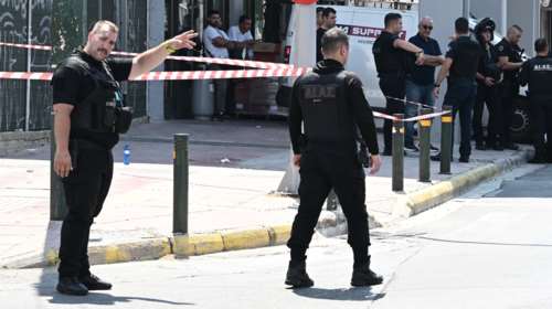 Πυροβολισμοί στον Κολωνό μετά από ληστεία - Αστυνομικοί τραυμάτισαν τον δράστη [εικόνες]