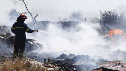 Με ψυχικά προβλήματα ο διδάκτορας που συνελήφθη για τέσσερις εμπρησμούς στη Βάρη - Έδινε...διαλέξεις σε σχολές της ΕΛ.ΑΣ.