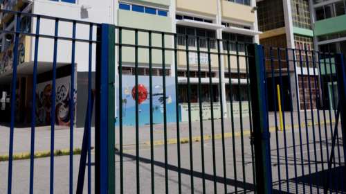 Κλειστά σχολεία: Lockdown από τη Δευτέρα σε Γυμνάσια και Λύκεια