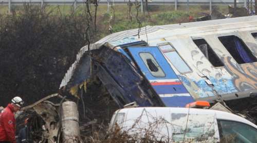 Τέμπη: Συγκλονιστικά νέα ντοκουμέντα από τη φωτιά - Πυροσβέστες καταγγέλλουν ότι δέχθηκαν απειλές - "Άσ' το να ξεφουσκώσει"