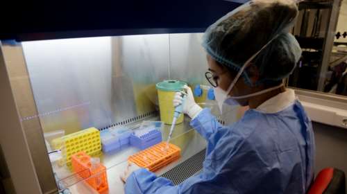 Κορονοϊός - Καθηγητής Κούβελας: Για να φθάσει το εμβόλιο στην Ελλάδα θέλουμε μια τριετία