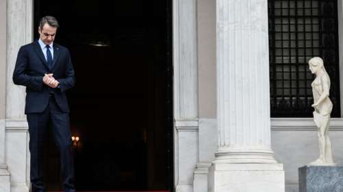 Γιατί φούντωσαν τα σενάρια για αλλαγή του εκλογικού νόμου – Επιστρέφει το μπόνους των 50 εδρών