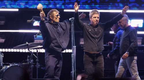 Μία σπασμένη κιθάρα του Νόελ Γκάλαχερ των Oasis πουλήθηκε έναντι 332.000 ευρώ