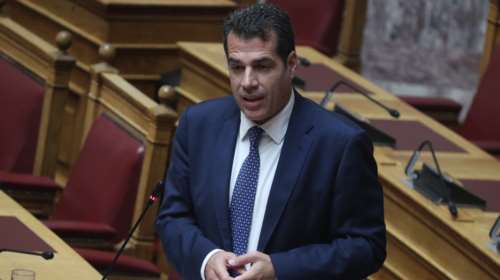 Πλεύρης: Δύο προσωρινές και μία μόνιμη μεταναστευτική δομή στην Κρήτη