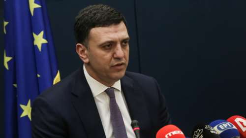 Έκκληση Κικίλια: Μην πηγαίνετε σε εξοχικά και στα νησιά