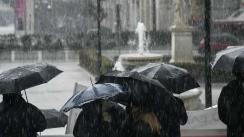 Σε εξέλιξη η κακοκαιρία Αριελ: Πότε θα χτυπήσει έντονα την Αθήνα - Καταιγίδες, χαλάζι και θυελλώδεις άνεμοι