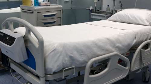 Ερωτήματα για τη νεκρή 15χρονη από κορονοϊό στη Θήβα: Δυο φορές την έστειλαν από το νοσοκομείο πίσω στο σπίτι της