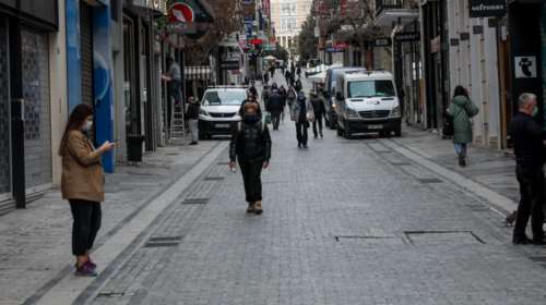 Σκληρό lockdown στην Αττική: Τι αλλάζει από την Πέμπτη για καταστήματα και μετακινήσεις - Στις 12:00 οι ανακοινώσεις