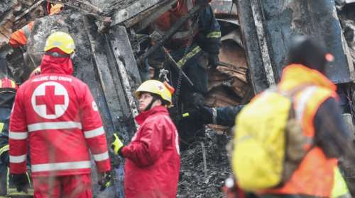 Τέμπη: Το μεσημέρι σταματούν οι έρευνες στο σημείο της τραγωδίας - Οι 57 νεκροί και η σύγχυση με τους 56 αγνοούμενους