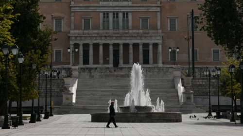 Κορονοϊός: Σενάριο για lockdown και στην Αττική- Θα φθάσουν τα 2.000 τα κρούσματα σήμερα, 60.000 φορείς δείχνουν τα λύματα