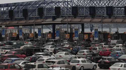 Σε εξέλιξη το πρώτο κύμα επιστροφής των εκδρομέων του Πάσχα στην Αθήνα - Πού υπάρχουν καθυστερήσεις