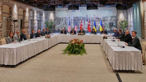 Reuters: Αυτοί είναι οι τέσσερις σκληροί όροι που έθεσε η Ρωσία στην Ουκρανία, σύμφωνα με αξιωματούχο του Κιέβου