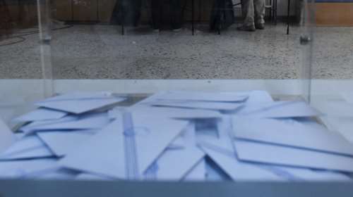 Ευρωεκλογές 2024: Κυριαρχία της ΝΔ, αλλά και αυξανόμενη δυσαρέσκεια για την κυβέρνηση - Τι δείχνουν οι τελευταίες δημοσκοπήσεις