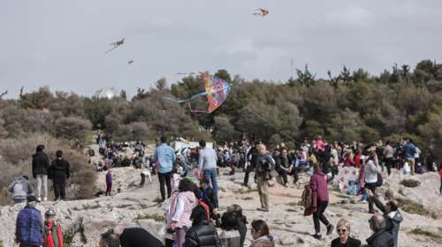 Πότε "πέφτουν" φέτος Τσικνοπέμπτη, Καθαρά Δευτέρα και Πάσχα