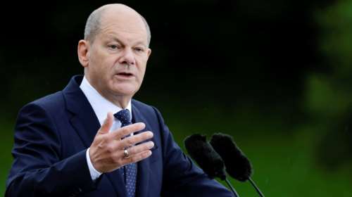 Όλαφ Σολτς: Τα έκτακτα φορολογικά έσοδα θα χρησιμοποιηθούν για τη μείωση των τελικών τιμών στην ενέργεια