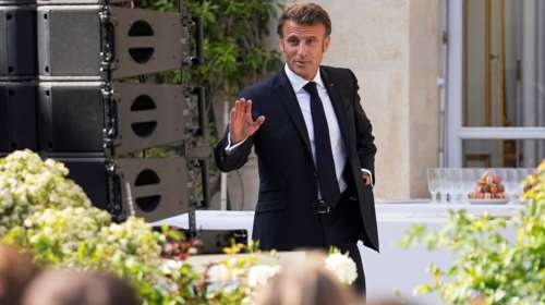 Οι ταραχές ανάγκασαν τον Μακρόν να αναβάλει την επίσημη επίσκεψή του στη Γερμανία