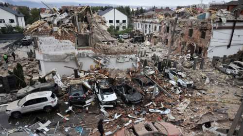 Ρωσικό σφυροκόπημα σε Κίεβο και Ζαπορίζια με 4 νεκρούς - Από τις μεγαλύτερες επιθέσεις από την αρχή του πολέμου [εικόνες - βίντεο]