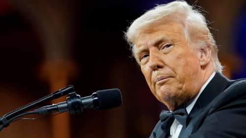 Νέα παράταση από τον Τραμπ στην αναστολή δασμών κατά της Ευρωπαϊκής Ενωσης έως τις 9 Ιουλίου