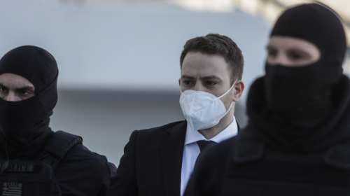 Μπάμπης Αναγνωστόπουλος: Από πιλότος... δικηγόρος του εαυτού του - Προκαλεί ο δολοφόνος της Καρολάιν στο δικαστήριο