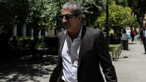 Πέθανε η μητέρα του Θέμη Αδαμαντίδη - Αναβάλλεται το σημερινό δικαστήριο