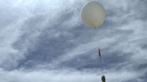 Θεσσαλονίκη: Το... ιπτάμενο αντικείμενο ήταν μετεωρολογικό μπαλόνι που έπεσε στον Θερμαϊκό