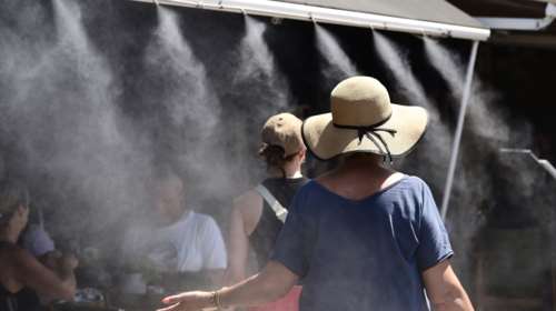 Καιρός: Καύσωνας διαρκείας με 43άρια - Καυτός αέρας από την Αφρική θα μας &quot;ψήνει&quot; μέχρι αργά τη νύχτα από Δευτέρα