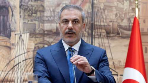 Στα Σκόπια ο Χακάν Φιντάν: Αποκάλεσε τη χώρα σκέτη &quot;Μακεδονία&quot; - Έντονη αντίδραση ΣΥΡΙΖΑ