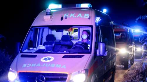 Λάρισα: Από θαύμα ζει ο 27χρονος που μαχαιρώθηκε έξω από μπαρ - Τον χτύπησαν χιλιοστά από τη μηριαία αρτηρία