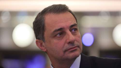 Επίθεση στο γραφείο του βουλευτή Μάξιμου Σενετάκη: "Οι θρασύδειλοι τραμπούκοι δεν μας εκφοβίζουν", λέει η ΝΔ