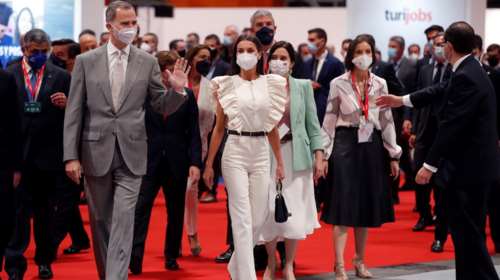 Βασίλισσα Λετίσια: Τρεις εμφανίσεις που αποδεικνύουν ότι είναι το απόλυτο &quot;Fashion Icon&quot;