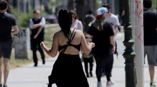 Κορονοϊός: Ερχεται &quot;κόφτης&quot; στο 13033 - Ένα εκατ. SMS για σωματική άσκηση μόνο το βράδυ της Κυριακής