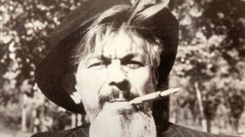 Τσιγάρο: Ο &quot;συντροφικότερος εχθρός&quot; που θα γράφει ιστορία ως την τελευταία τζούρα