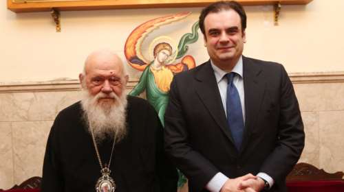 Πιερρακάκης από το Φανάρι: Έμπρακτη στήριξη των ελληνορθόδοξων κοινοτήτων από την κυβέρνηση