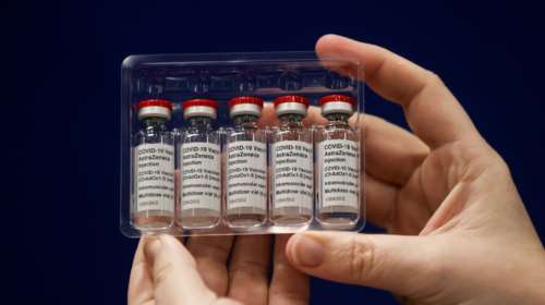 Διχάζει το εμβόλιο της AstraZeneca: &quot;Δείχνει μεγάλη αποτελεσματικότητα&quot; λέει η Γαλλία