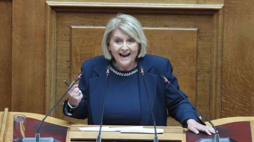 Τέμπη: Οργή στην Κουμουνδούρου μετά τη δήλωση Βούλτεψη: &quot;Από τον ΣΥΡΙΖΑ πέθαναν τα παιδιά, που πουλήσατε την ΤΡΑΙΝΟΣΕ&quot;