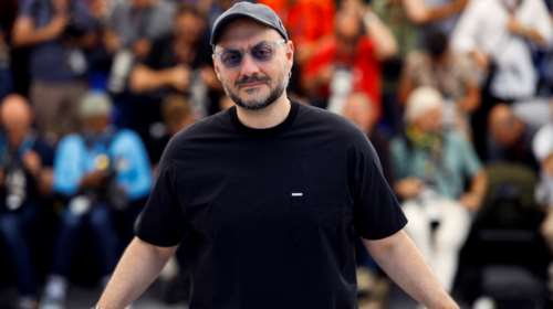 Κάννες: Είστε έτοιμοι να διαγράψετε τον Τολστόι;&quot; - Ρώσος σκηνοθέτης απαντά σε όσους ενοχλήθηκαν με την παρουσία του στο Φεστιβάλ