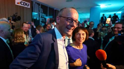 Γερμανικά ΜΜΕ για Φρίντριχ Μερτς: &quot;Ο σημαντικότερος άνθρωπος στην Ευρώπη, αδύναμη νίκη του CDU&quot;