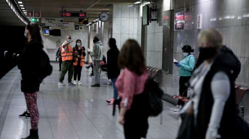 Περισσότερα δρομολόγια από τη Δευτέρα στα μέσα μαζικής μεταφοράς