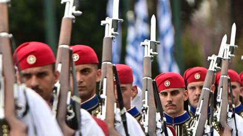 Η μεγαλειώδης στρατιωτική παρέλαση για την 25η Μαρτίου στην Αθήνα [εικόνες]