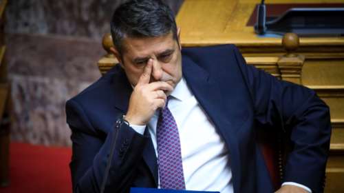 ΠΑΣΟΚ: Ένοχη η σιωπή του Μαξίμου για τον Μυλωνάκη - Ο κυβερνητικός εκπρόσωπος κατάπιε τη γλώσσα του