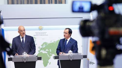 Δένδιας: Κορυφαία προτεραιότητά μας το Κυπριακό – Διαρκής συντονισμός με τη Λευκωσία ενόψει της Συνόδου