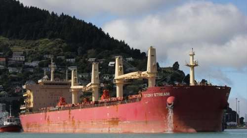 Οι Χούθι χτύπησαν με πύραυλο το αμερικανικό πλοίο Gibraltar Eagle στον Κόλπο του Άντεν