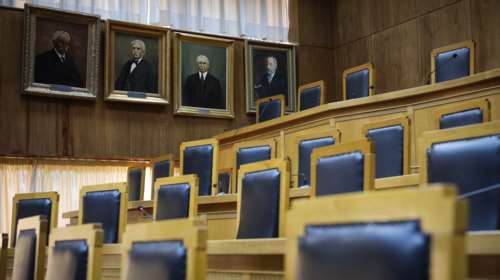 &quot;Νεκρώνουν&quot; τα δικαστήρια της Αθήνας την Πέμπτη - Καθολική αποχή των δικηγόρων