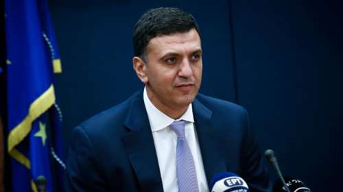 Έκτακτη σύσκεψη Β. Κικίλια με αντιπροσώπους φαρμακοβιομηχανιών